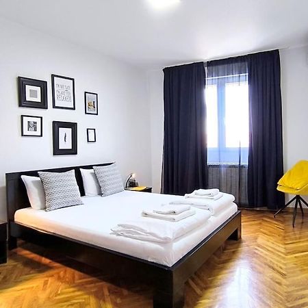 Apartment Wake Up For 4 Belgrad Exterior foto